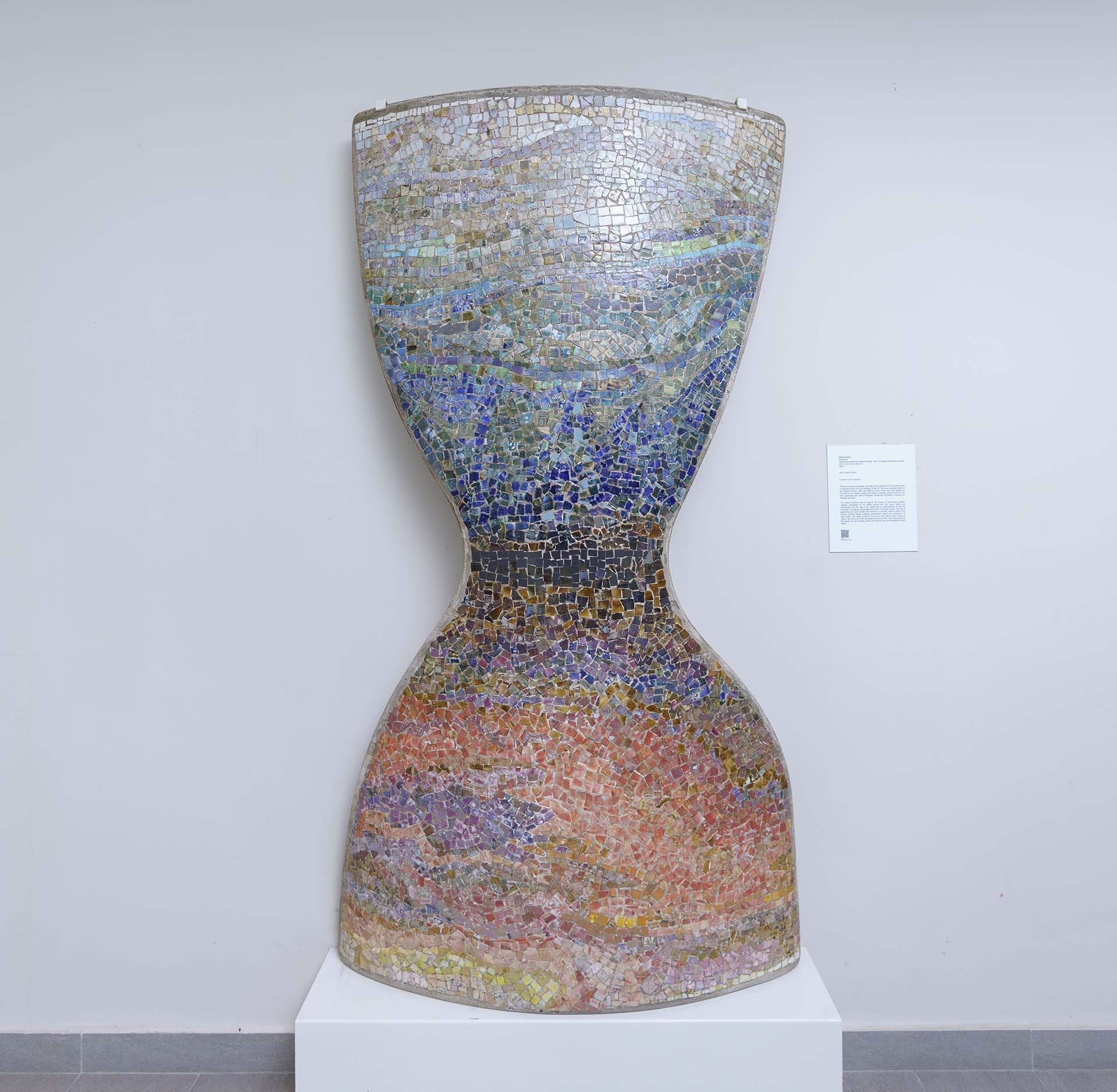 Hourglass by Delia Prvacki
