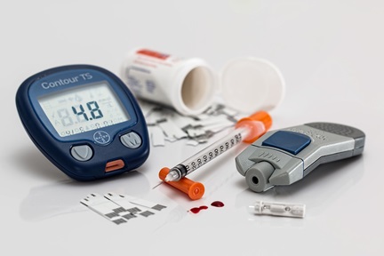 Devices to control diabetes